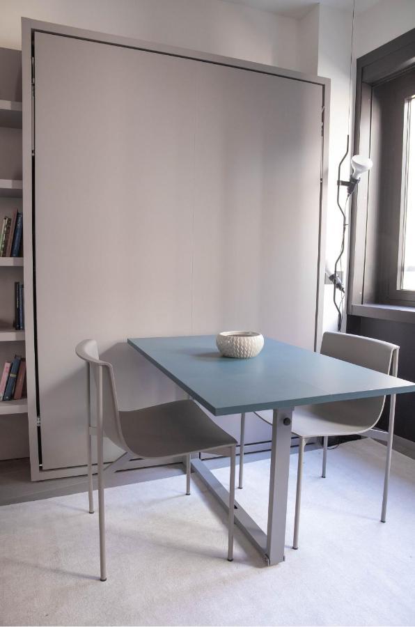 Exclusive Retreat Few Steps From Duomo - Apt 1 มิลาน ภายนอก รูปภาพ