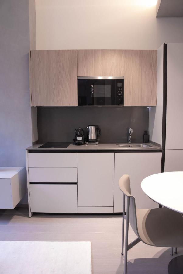 Exclusive Retreat Few Steps From Duomo - Apt 1 มิลาน ภายนอก รูปภาพ