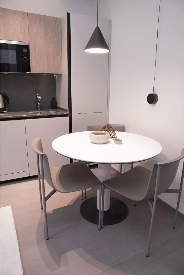 Exclusive Retreat Few Steps From Duomo - Apt 1 มิลาน ภายนอก รูปภาพ