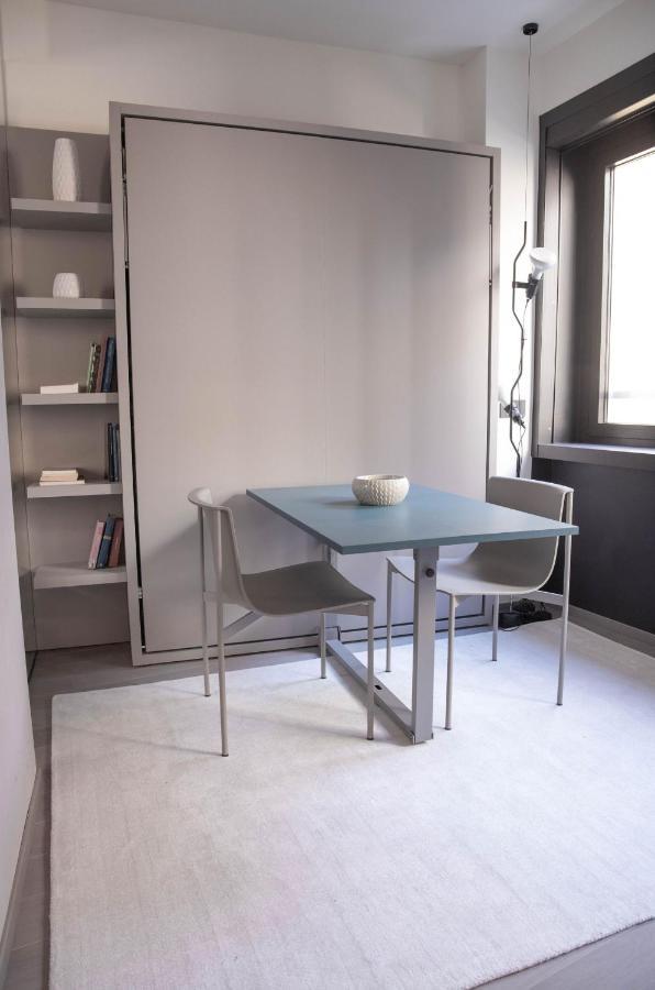 Exclusive Retreat Few Steps From Duomo - Apt 1 มิลาน ภายนอก รูปภาพ